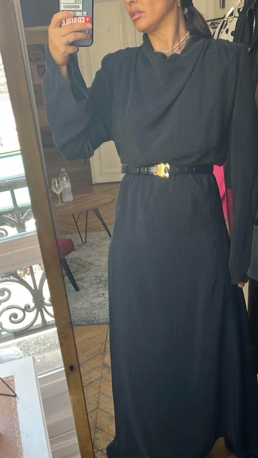 Robe Irina